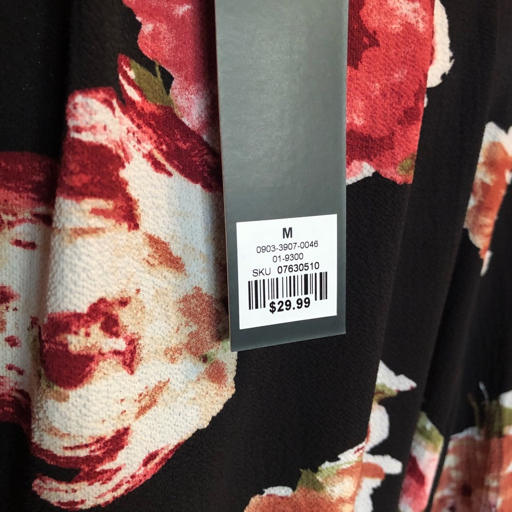 LAST ONE: MEDIUM BLACK FLORAL LONG BOHEMIAN KIMONO - Picture 8 of 8